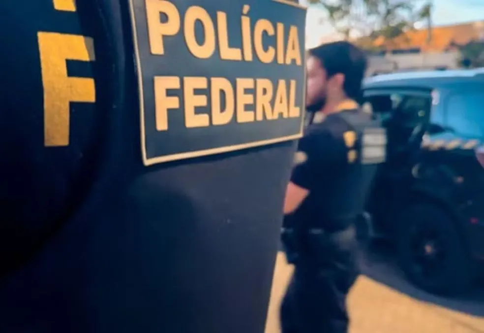 A Polícia Federal cumpriu mandados em Maceió e São Paulo para desarticular grupo suspeito de fraude. (Foto: Divulgação/PF)