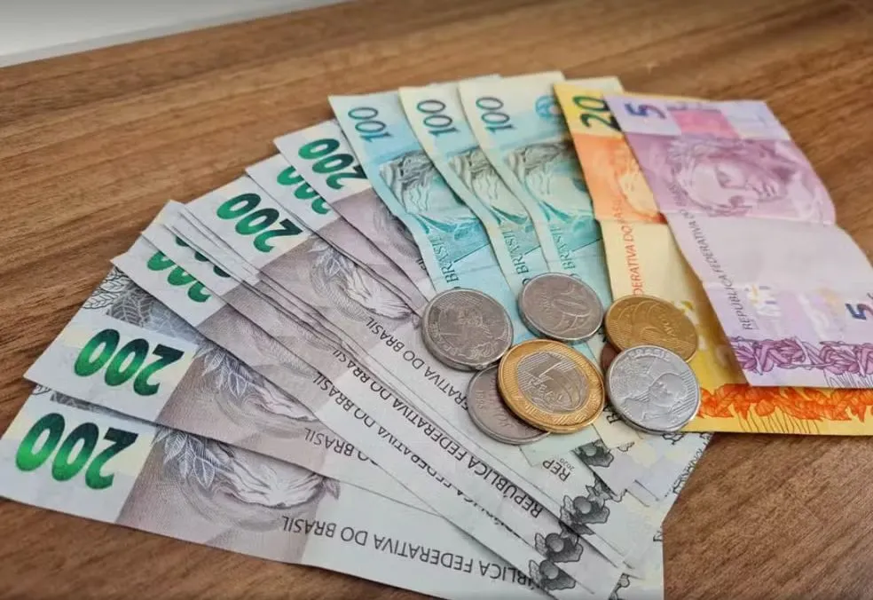 Dinheiro esquecido: clientes ainda poderão resgatar R$ 4,9 bilhões — Foto: Natalia Filippin/G1