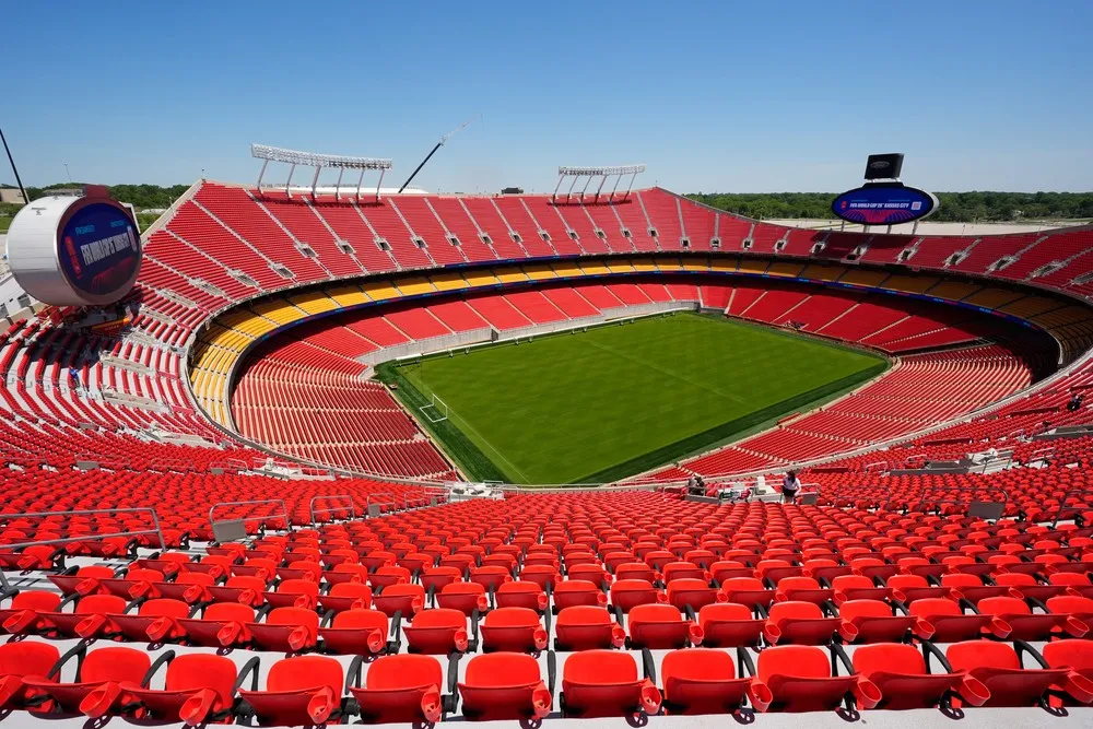 FIFA volta atrás e libera entrada de garrafas de água nos estádios da Copa