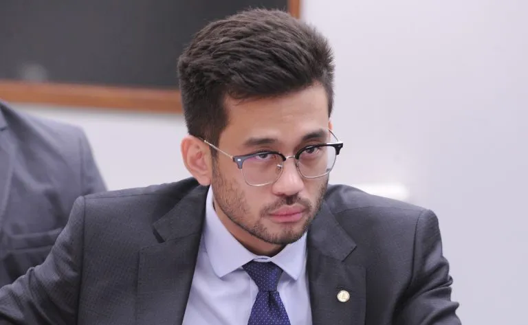 Comissão da Câmara recebe denúncias de desvios no Bolsa Família destinado à população em situação de rua