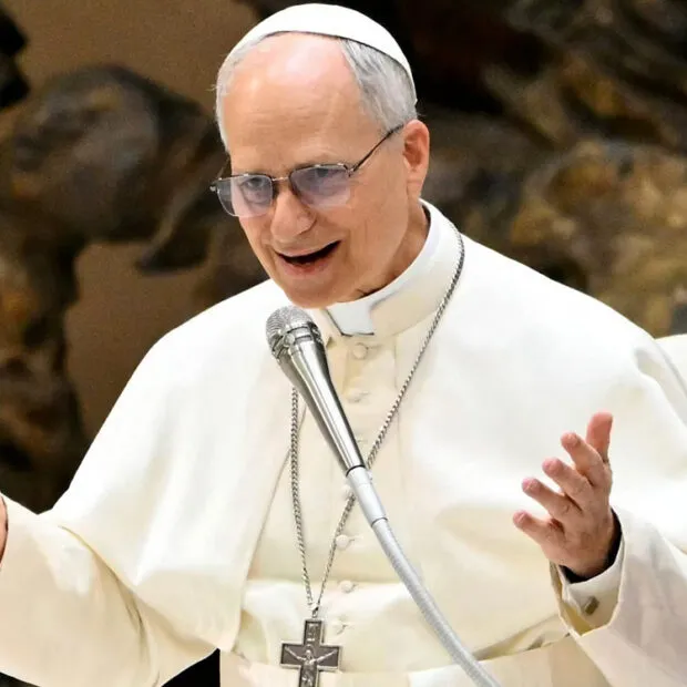 Papa Leão XIV celebra acordo entre EUA e Irã e pede diálogo para encerrar guerra na Ucrânia