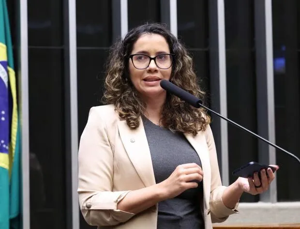 Câmara aprova atestado para trabalhador acompanhar criança doente